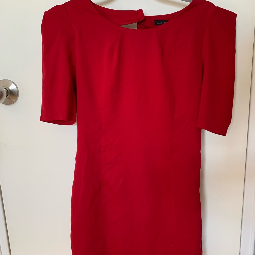 Red Backless Dress Signature8